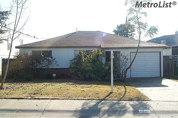 1st image of 2120 Elmwood Ave