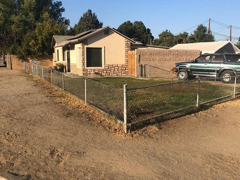 2nd image of 714 1/2 Grant Dr