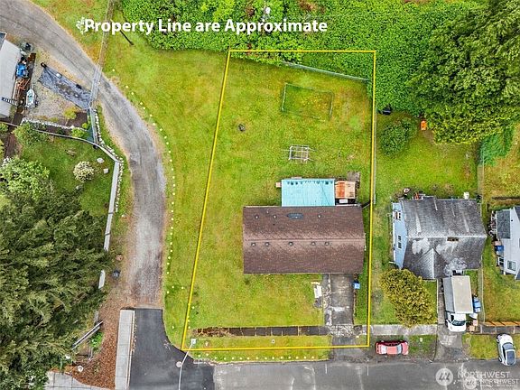 3rd image of 2532 S Ainsworth Avenue