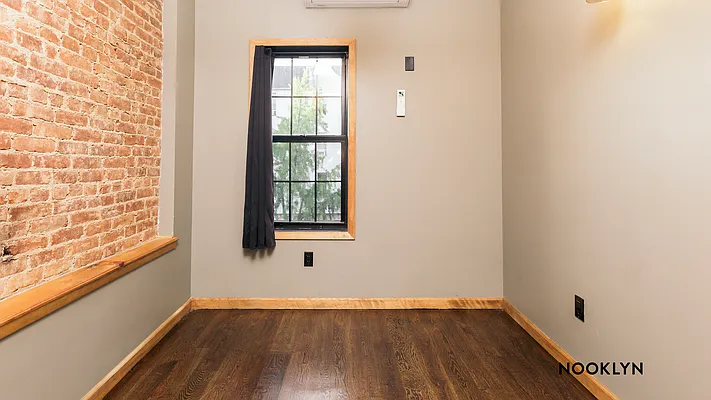 Rented by Nooklyn NYC LLC | media 77