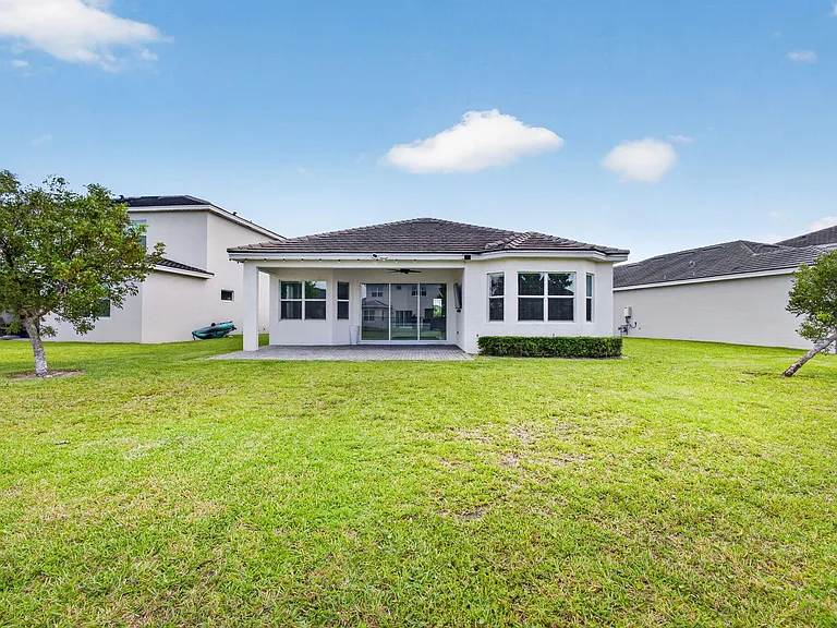16293 Melogold Dr — Photo 56