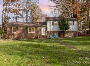 1880 Cooper Rd, Salisbury, NC 28147