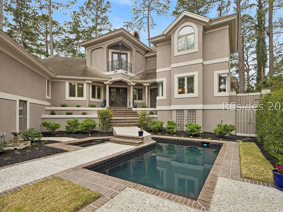 1st image of 8 Long Brow Rd