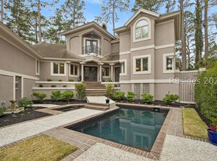 8 Long Brow Rd, Hilton Head Island, SC 29928