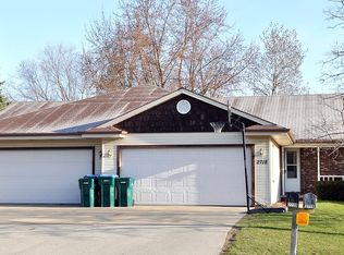2720 W Parkmoor Ct, Appleton, WI 54914