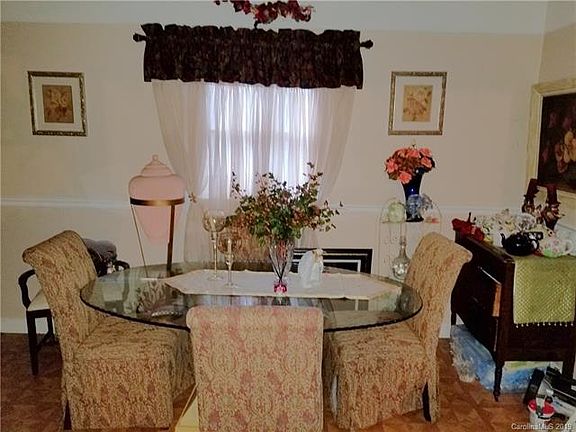 4th image of 8116 Carrolwood Dr