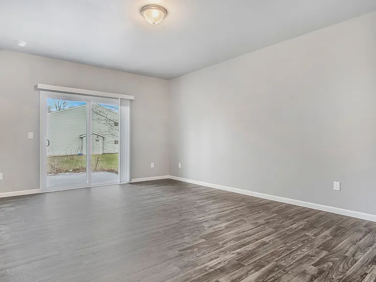 611 W Marion St #8 — Photo 22