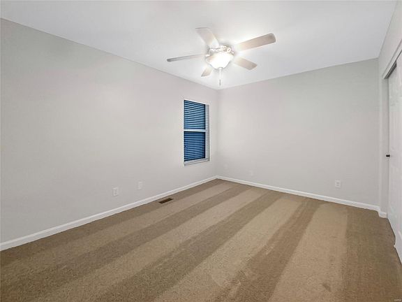 4th image of 708 Finch Ct #C
