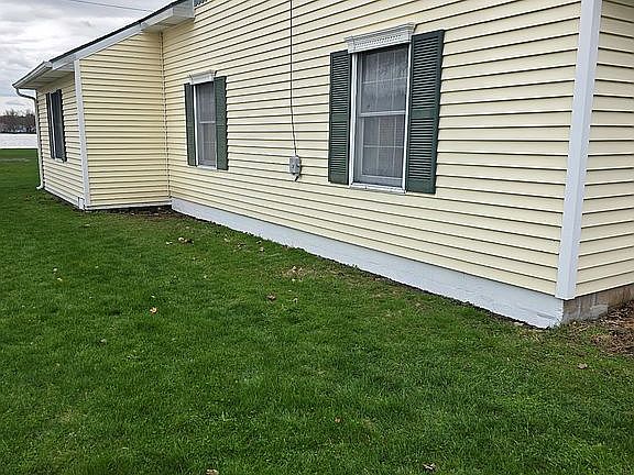 5th image of 734 Lakeview Dr