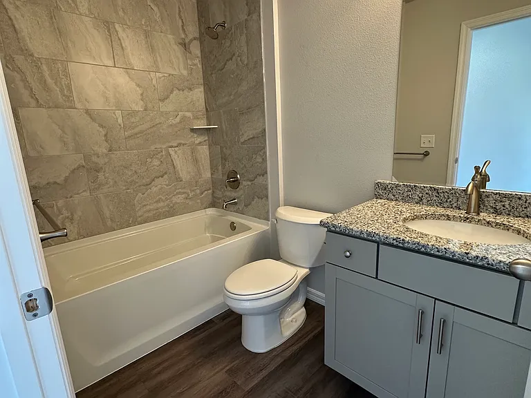 4407 E Ravenna St — Photo 29