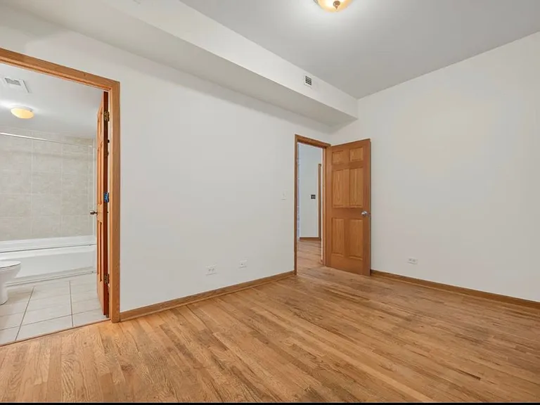 1167 E 61st St #2 — Photo 13