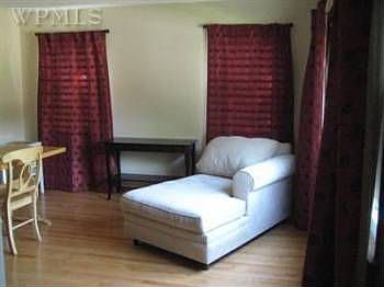 2nd image of 58 Thompson Ave