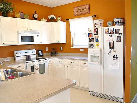 3rd image of 17937 Kinder Oak Dr