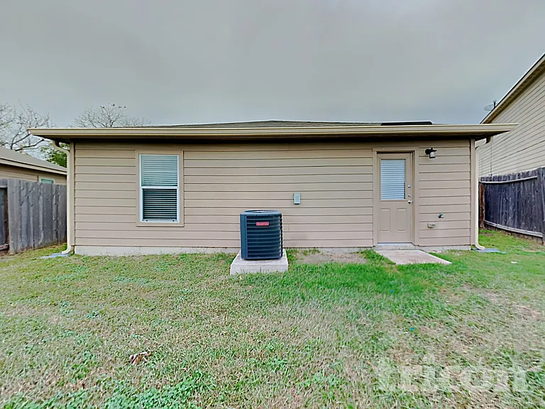 6803 Luckey Tree — Photo 14