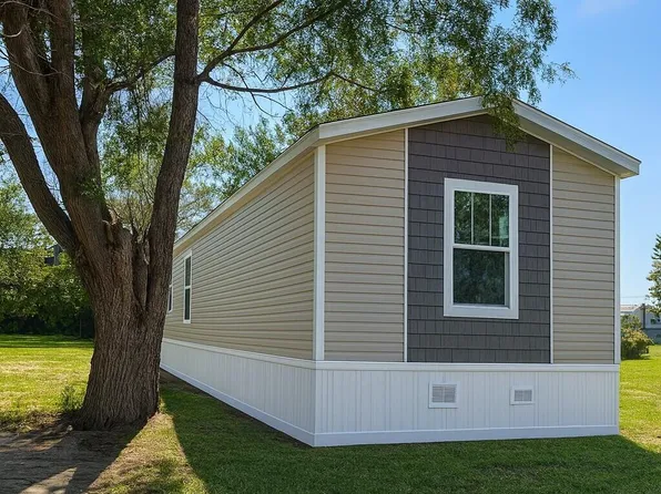 211 E St, Dickinson, ND 58601