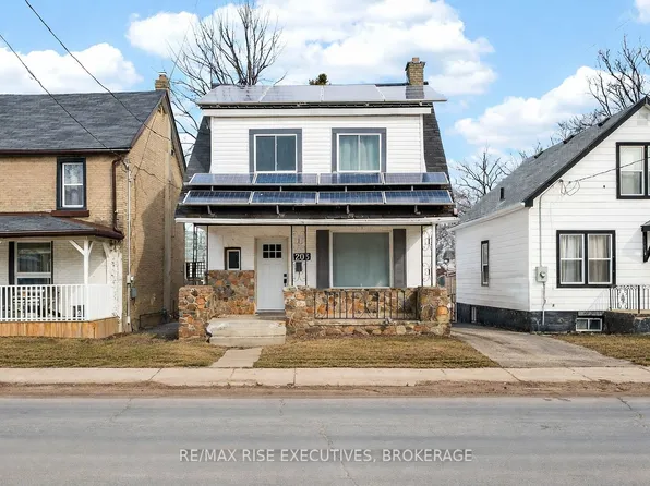 203 Concession St, Kingston, ON K7K 2B4