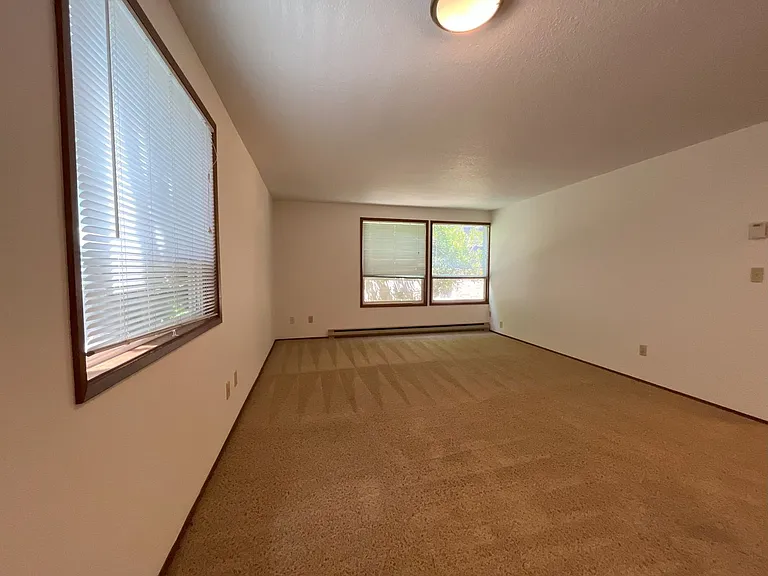Lovely Main Level 1 Bedroom! Bike storage and 1 assigned parking space included! — Photo 11