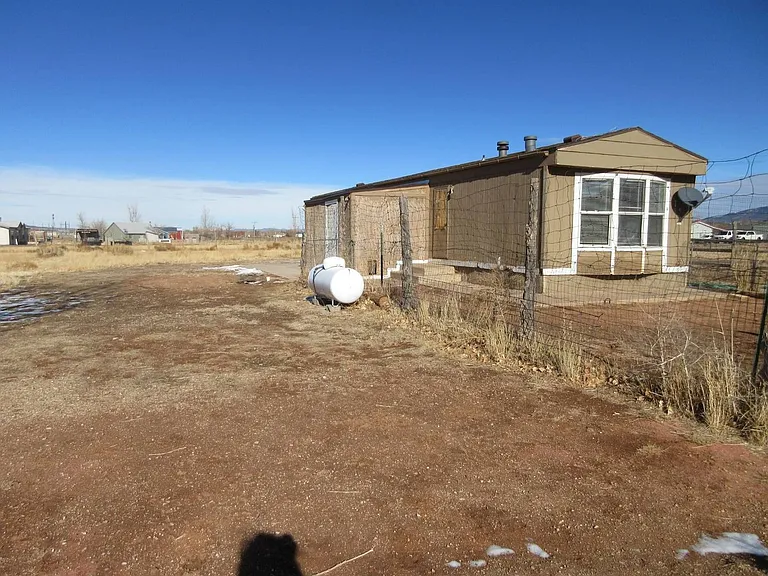 1202 S 4575 W — Photo 2