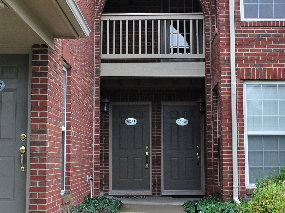 1st image of 28235 Carlton Way Dr