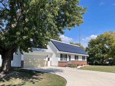 210 S Erb St, Hesston, KS, 67062