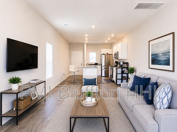 4th image of 118 Hydrangea Way