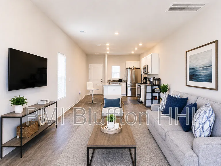 118 Hydrangea Way — Photo 6