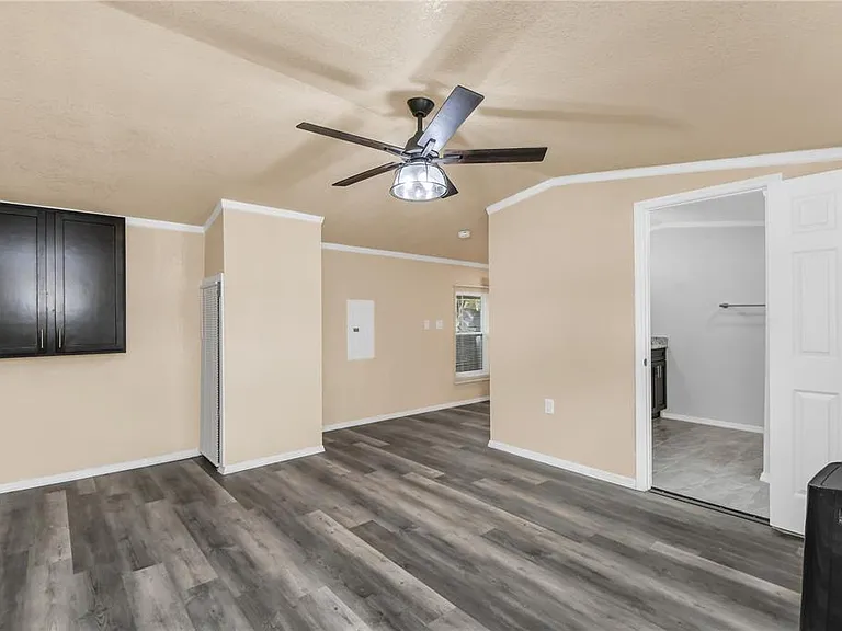 7457 NE Highway 349 — Photo 13