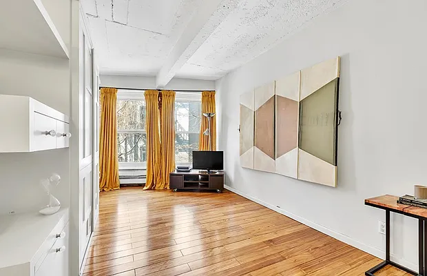 Rented by Compass | media 14