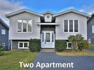 22 Senate Crescent, Mount Pearl, NL A1N4E3