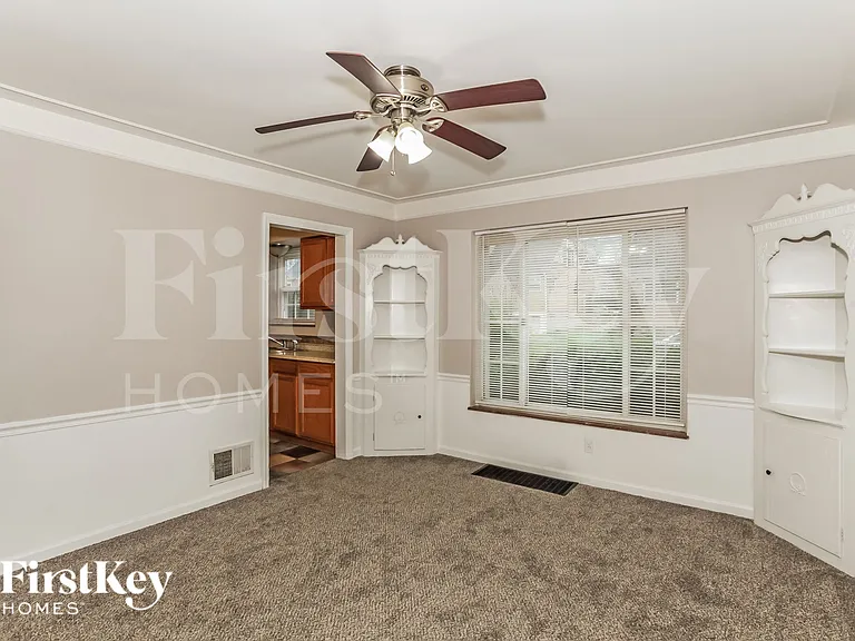 1017 N Bend Rd — Photo 6