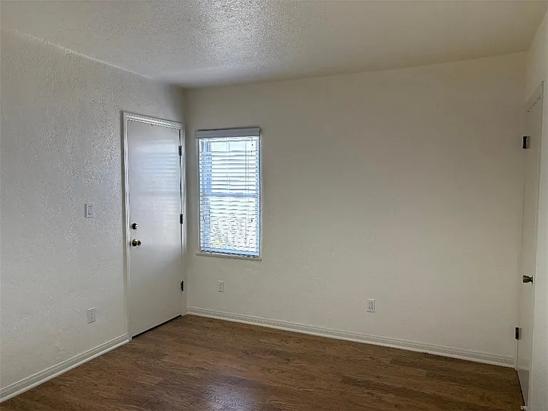 1331 S Patton Ave — Photo 12