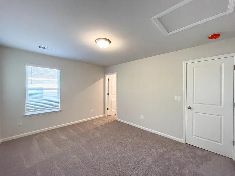 107 Paddock Glen Dr — Photo 28