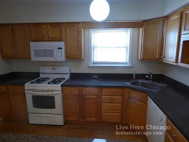 1st image of 4342 N Kedvale Ave APT 2C