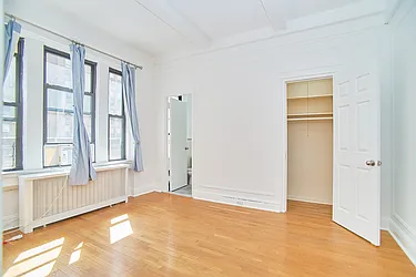 Rented by Living New York