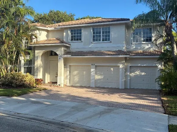 16729 Amber Lk, Fort Lauderdale, FL 33331