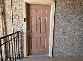 4380 Sandy River Dr, Las Vegas, NV
