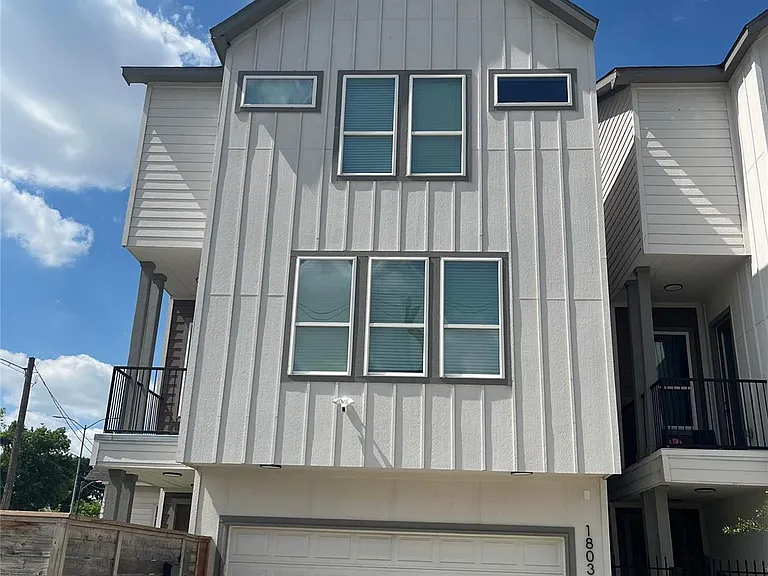 1803 Brooks St — Photo 18