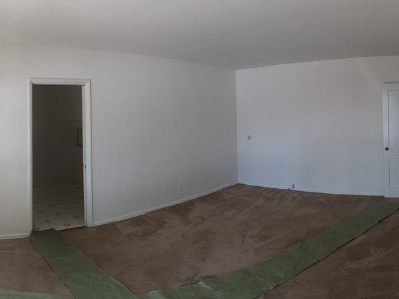 3rd image of 667 E Queen St APT 2
