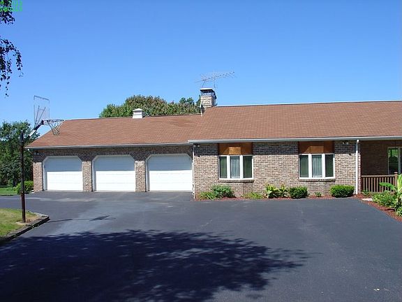 2nd image of 1007 Oakridge Dr