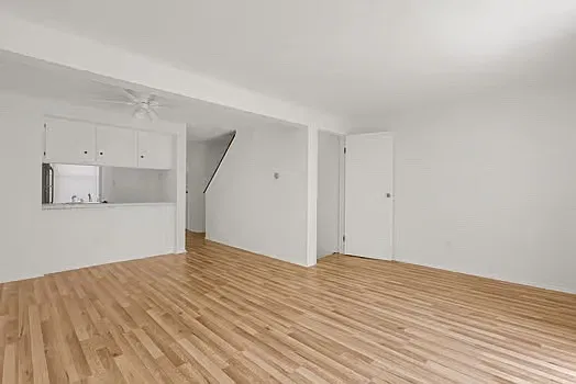 3 bed, 1.5 bath, 1495 sqft, $1,675 — Photo 4