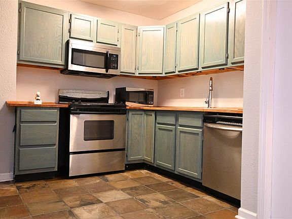 3rd image of 8423 Hearth Dr APT 2