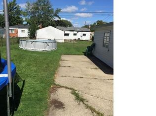 11817 Engleman Rd, Warren, MI 48089