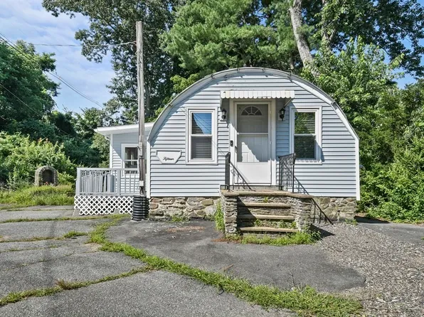 15 Wall St, Southbridge, MA 01550