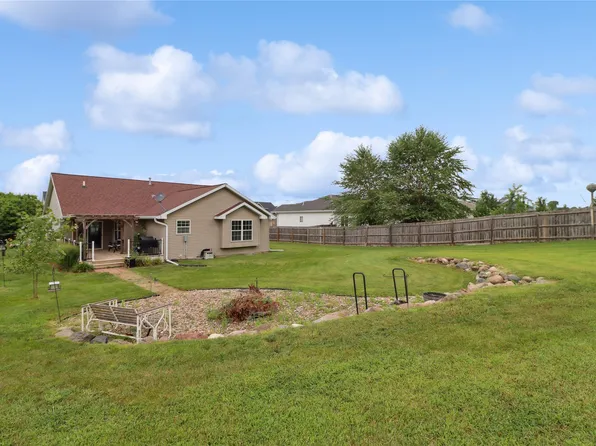 1803 Crabapple Ln, Granger, IA 50109