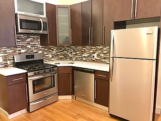 Rented by NY Space Finders Inc.