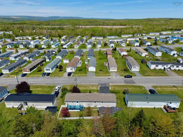 25 Rogers Dr, Antigonish, NS B2G 0E7
