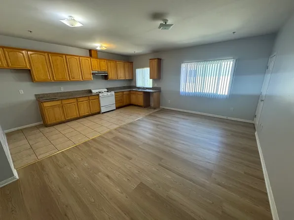 6636 Irvine Ave APT 2, North Hollywood, CA 91606