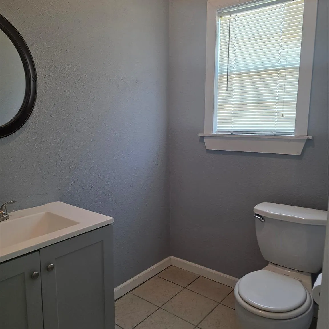 1 bed, 1.5 bath, 2886 sqft, $1,050 — Photo 4