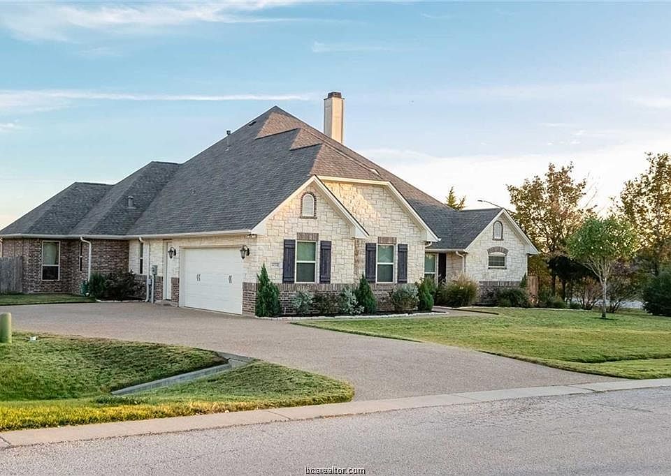 1st image of 4634 River Rock Dr