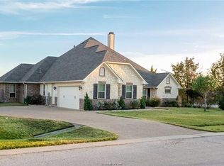 4634 River Rock Dr, Bryan, TX 77808